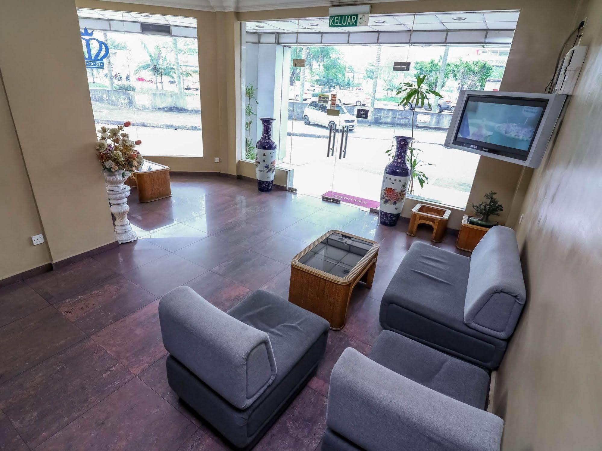Oyo 447 Comfort Hotel Meru Klang Exteriör bild