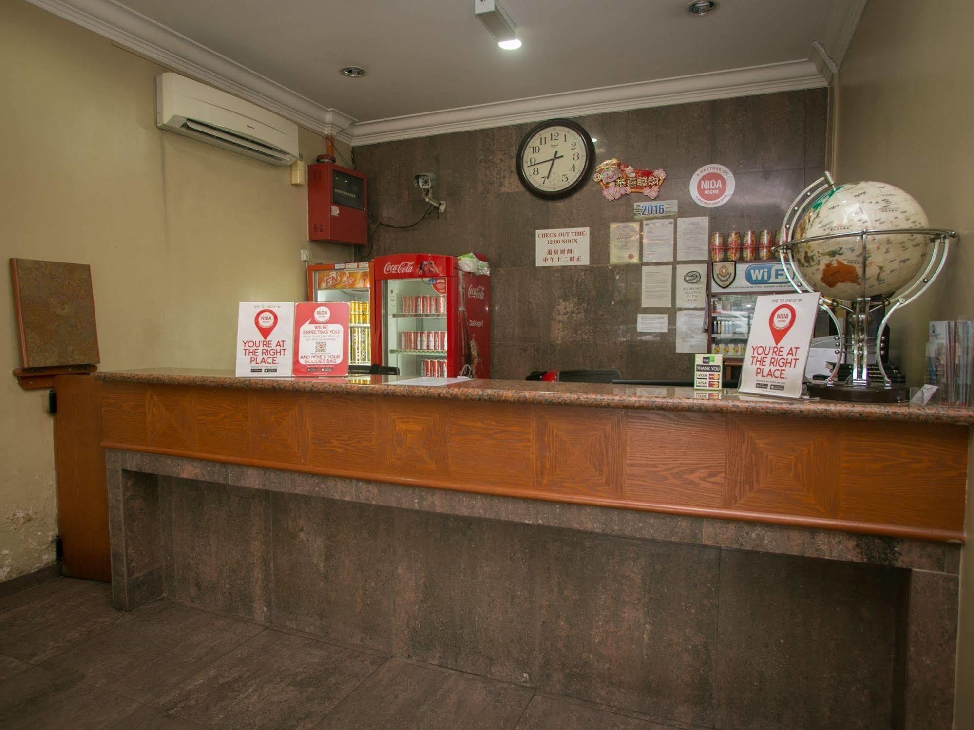 Oyo 447 Comfort Hotel Meru Klang Exteriör bild