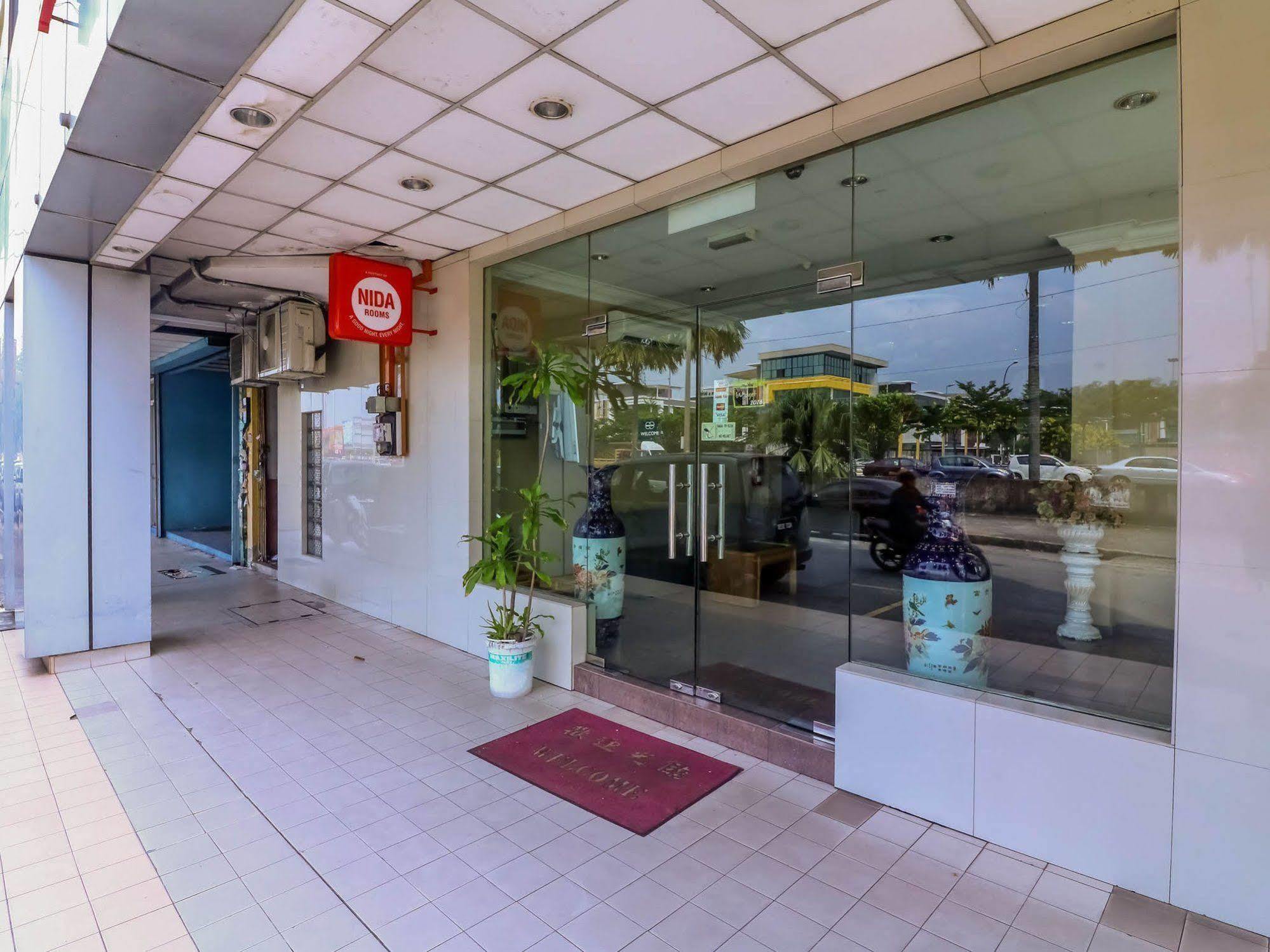 Oyo 447 Comfort Hotel Meru Klang Exteriör bild
