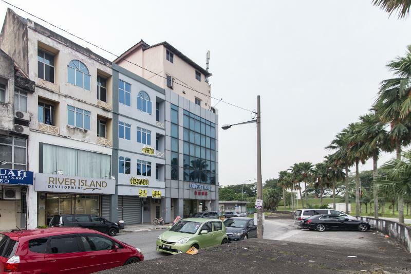 Oyo 447 Comfort Hotel Meru Klang Exteriör bild
