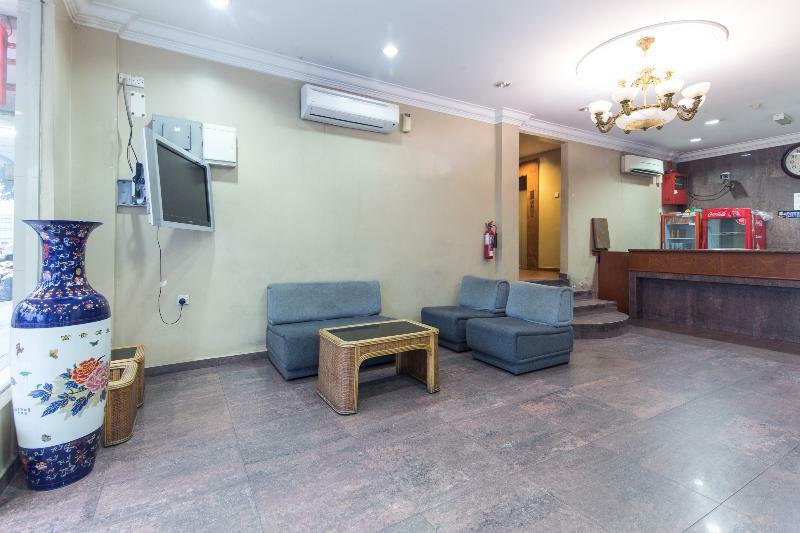 Oyo 447 Comfort Hotel Meru Klang Exteriör bild