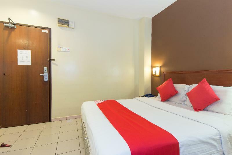 Oyo 447 Comfort Hotel Meru Klang Exteriör bild