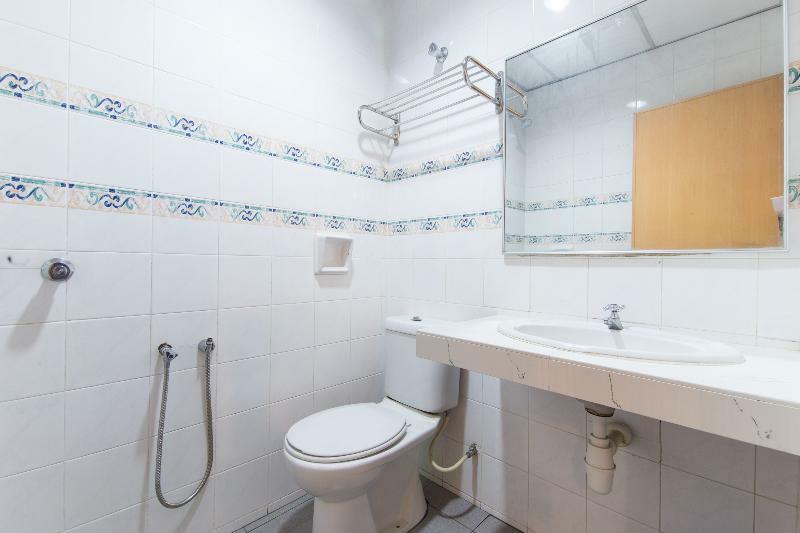 Oyo 447 Comfort Hotel Meru Klang Exteriör bild
