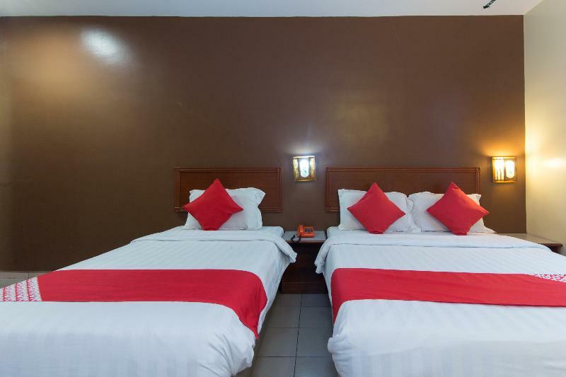 Oyo 447 Comfort Hotel Meru Klang Exteriör bild