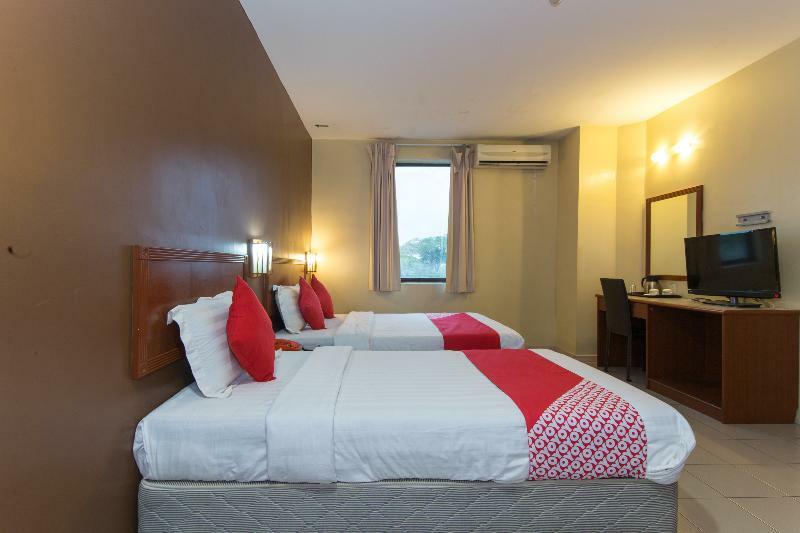 Oyo 447 Comfort Hotel Meru Klang Exteriör bild