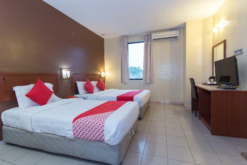 Oyo 447 Comfort Hotel Meru Klang Exteriör bild
